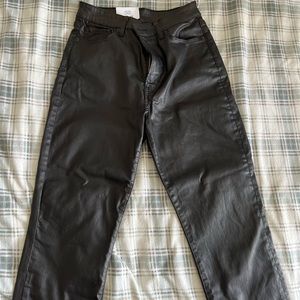 Mom jeans, black coated.